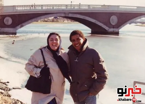 اوباما با مادرش در جوانی
