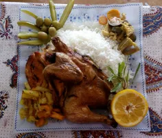 ناهار امروز ما با ترشی و خیارشور خونگی.