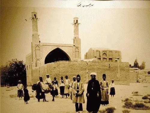 منار جنبان اصفهان زمان قاجار
