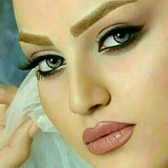 تا بوسه از آن لعل دلآرام گرفتم