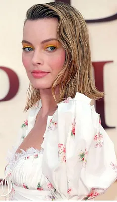 #margotrobbie