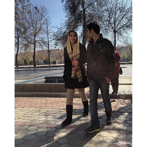 Trendy teens, Isfahan | 12 Dec '15 | iPhone 6 | aroundteh