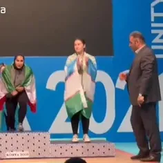 اولین طلای تاریخ وزنه‌برداری بانوان ایران بر گردن سیده ال