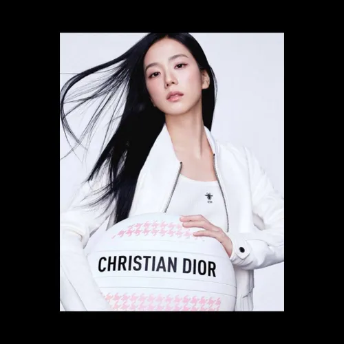 منتشر شده از جیسو برای Dior Beauty