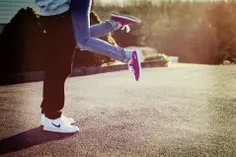 <3
