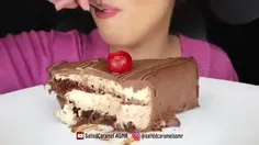 کیک 😋😋😋