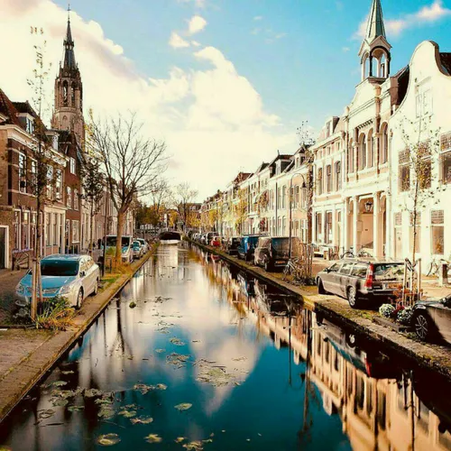 شهر ۷۵۰ ساله دِلفت (Delft) با کانال های آب معماری هلندی و