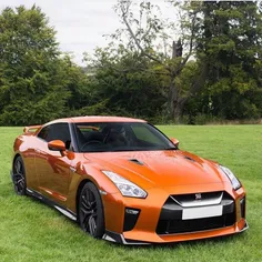 Nissan-GTR_