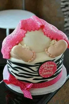 کیک ام خوشگله؟؟