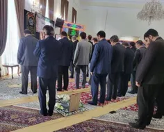 جای خالی امیر دیپلماسی ایران در صف نماز نمازخانه وزارت ام