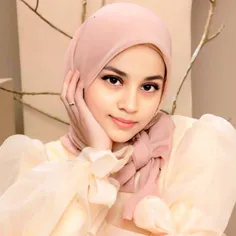 با حجاب قشنگ ترم یا بی حجاب؟ 😕