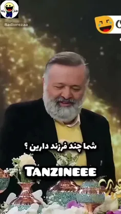 میگه تو خونه بیکار بودم بچه ها هی زیاد شدن 😂😂😂