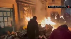 📽️ در #پاریس  امشب ساختمان های متعددی توسط معترضین به آتش