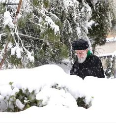 🌨 تصویری از حضرت آیت‌الله خامنه‌ای؛ صبح امروز پیش از آغاز