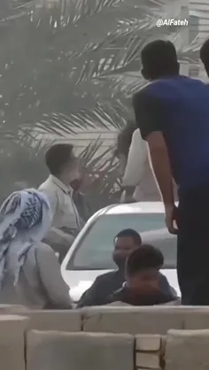 سوریه رو می‌بینی حاجی!