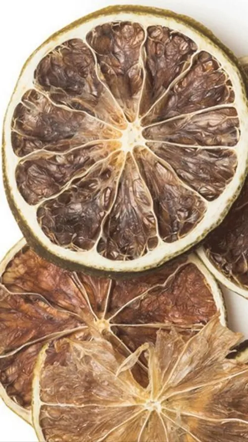 گل گاوزبان با لیمو عمانی مصرف شود.