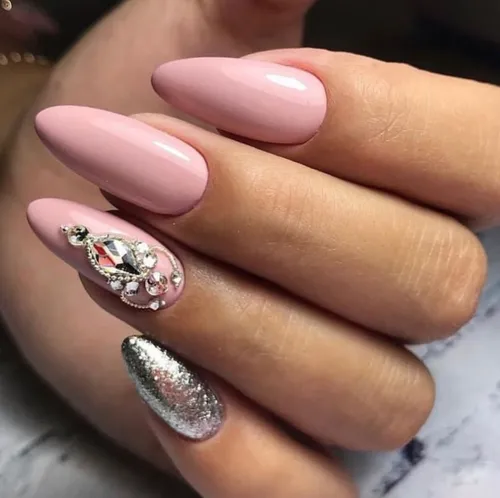 طراحی ناخن 💅