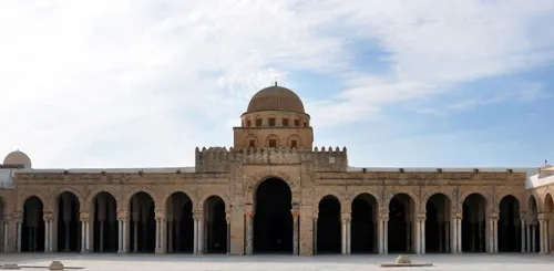 📸 اینجا مسجد/بیمارستان قیروان در تونس امروزیه!