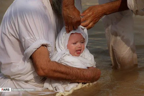 🔸 ‏مراسم غسل تعمید صابئین مندایی (پیروان حضرت یحیی) در رو