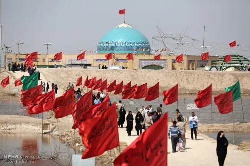 + اینجا چقدر با همه جا فـرق می کند