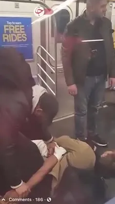 🔺خفه کردن وحشیانه یک سیاهپوست بی‌خانمان در متروی نیویورک
