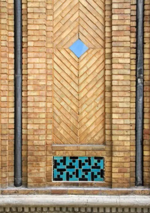 اثر معماری و کاشیکاری در بنای عمارت کوشک