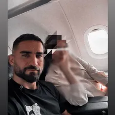 مهرداد محمدی بازیکن فوتبال برای زایمان همسرش به انگلیس رف