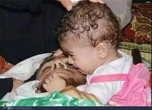 وداع غم انگیز کودک با پدر شهیدش(غزه)