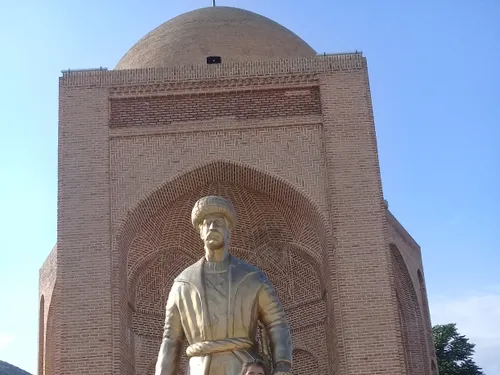 مقبره سیدصدرالدین وزیراعظم شاه اسماعیل در شهرستان چالدران