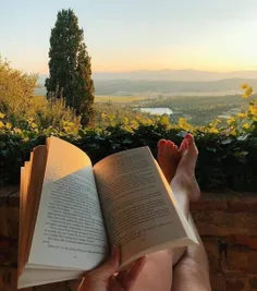 •• 🌻📖