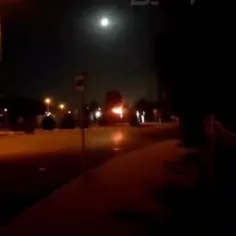 🔴 آتش زدن مجسمه و تندیس شهید محسن حججی در نجف آباد اصفهان