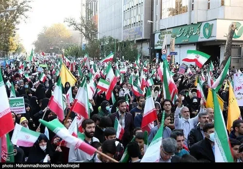 تهرانی ها رکورد جمعیت در مراسم ۱۳ آبان را زدند