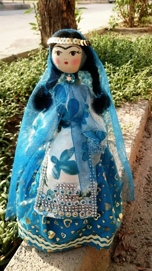 عروسک ایرانی