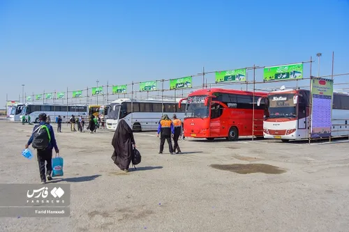 🔷️🔶️
🔰گزارش تصویری؛
بازگشت کربلایی ها
📸عکاس/فریدحمودی
✅️ادامه تصاویر در سایت خبرگزاری فارس؛
http://fna.ir/3ep0z2