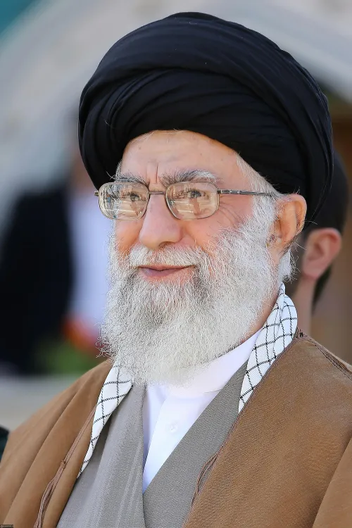 لبیک یا خامنه ای