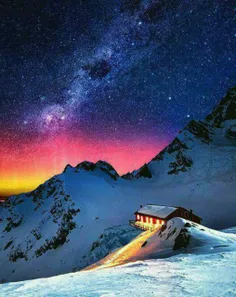 تصویری زیبا از#کهکشان_راه_شیری که در نیوزیلند گرفته شده ا
