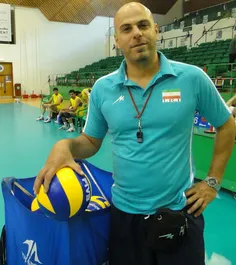 فوت ناگهانی آقای رضا ابراهیمی رو به همه‌ی والیبالی های عز