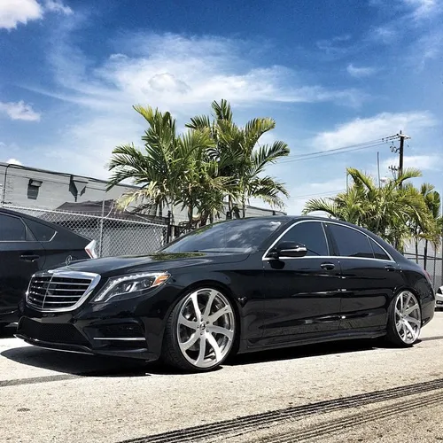 Mercedes-Benz S550