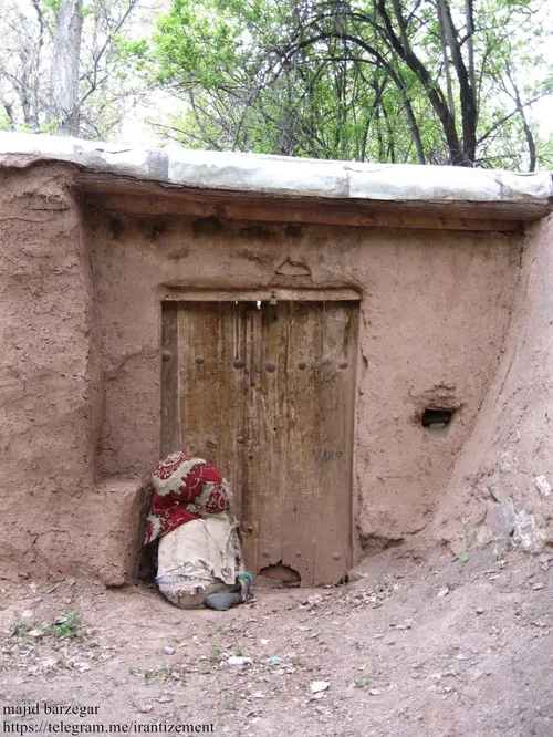 اَبیانه روستایی از توابع بخش مرکزی شهرستان نطنز در استان 