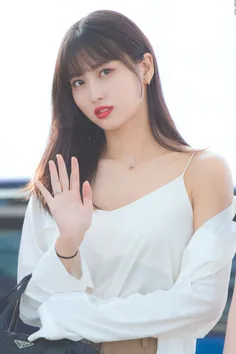 #MoMo