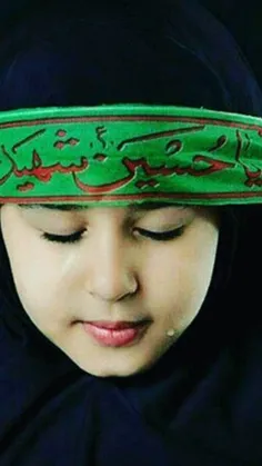 زمانی که امام حسین(ع) خود را به قتلگاه حضرت عباس(ع) رسانی