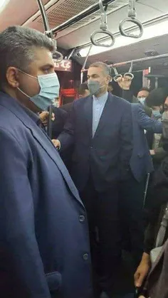 ♻️ وزیر امور خارجه ایران با اتوبوس به محل کارش برگشت!