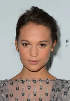 Alicia Vikander 10