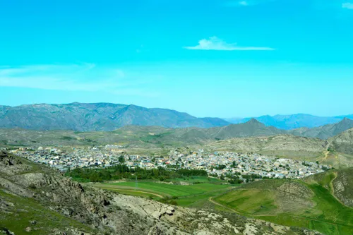 اینجا هورانده یکی از شهرستانهای آذربایجان شرقی