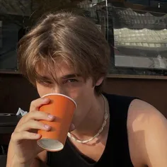 اینم اون یکی برادر جیمسونه که البته بگم فعلا هنوز چیزی را