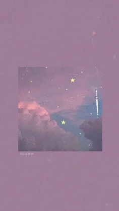 ماه همیشه میون اون ستاره ها تنهاس🌜 ⛅