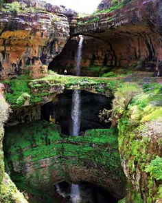 آبشار گودالی balaلبنان