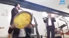 ویدیوی دیگر از خوانندگان ارزشی در مراسم دامادی یک روحانی!