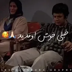 من خانه به دوش رو دوبار کامل دیدم خیلی خوبه😂