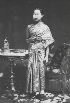 #ملکه_تایلند در سال ۱۸۸۰ میلادی در اثر واژگون شدن قایقش د